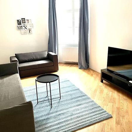 Brand New & Spacious Apartment In The City Centre Wenen Buitenkant foto